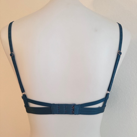 Savage x Fenty Core Microfiber Tee Shirt Bra In Blue / Teal color size 32A - Picture 13 of 14